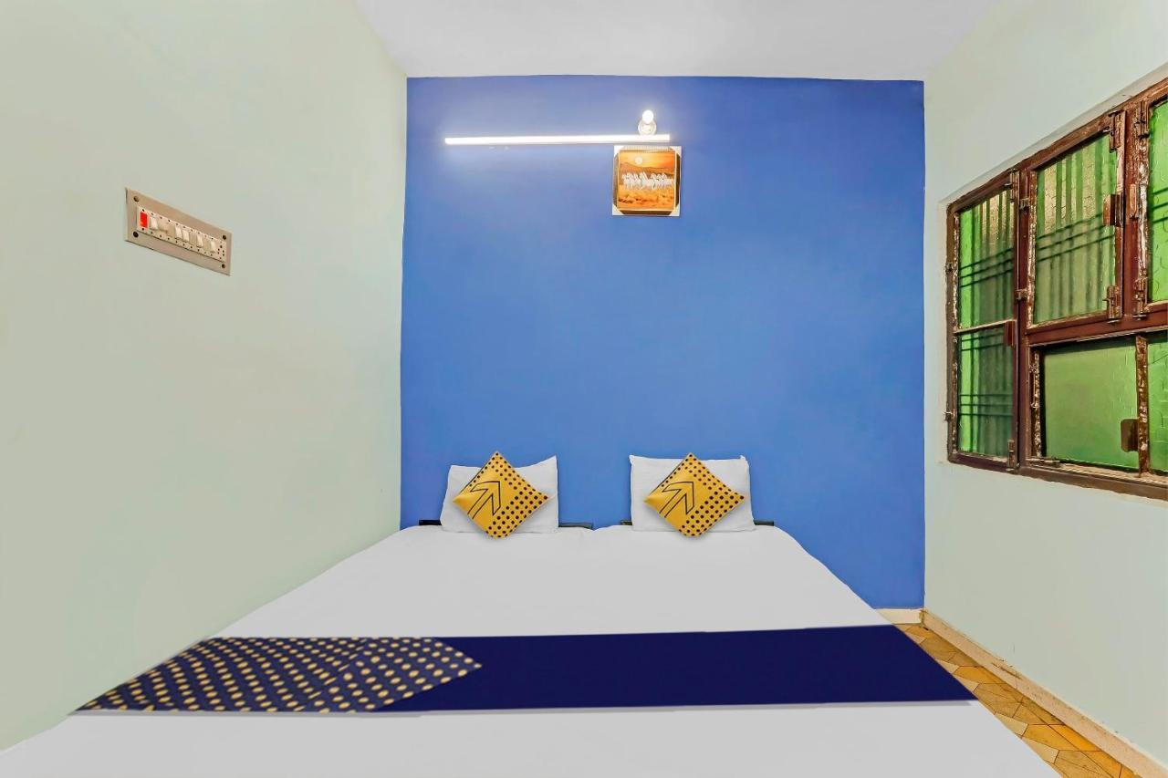 Spot On 81122 Saket Honest Hotel Ayodhya Exterior photo